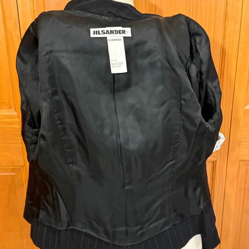 Jil Sander Black Pinstripe Single-Button Jacket - Picture 6 of 13